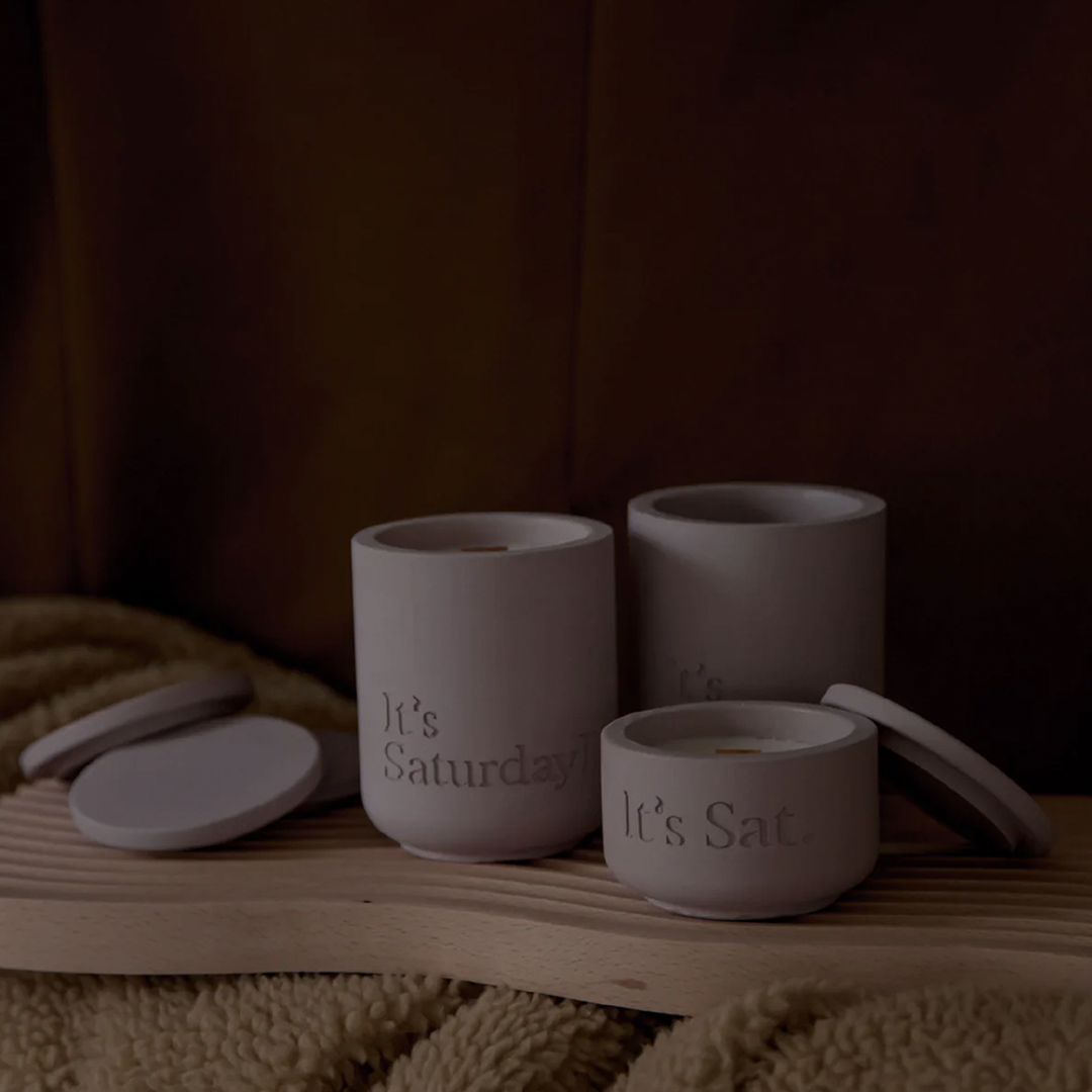 It's Saturday! No.011 山居歲月 - 沙漠粉水泥香氛蠟燭 Wooden Wick Candle