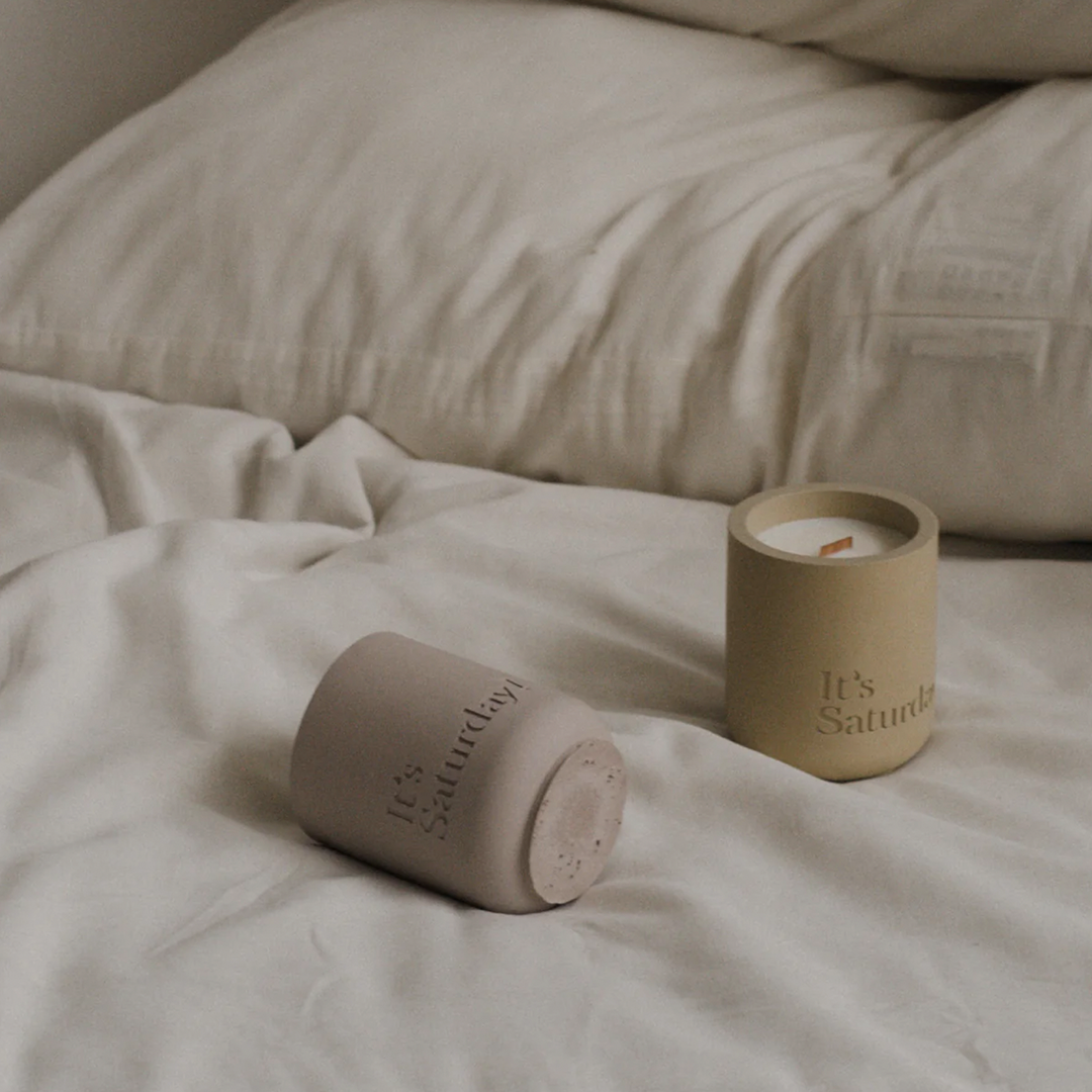 It's Saturday! No.011 山居歲月 - 沙漠粉水泥香氛蠟燭 Wooden Wick Candle