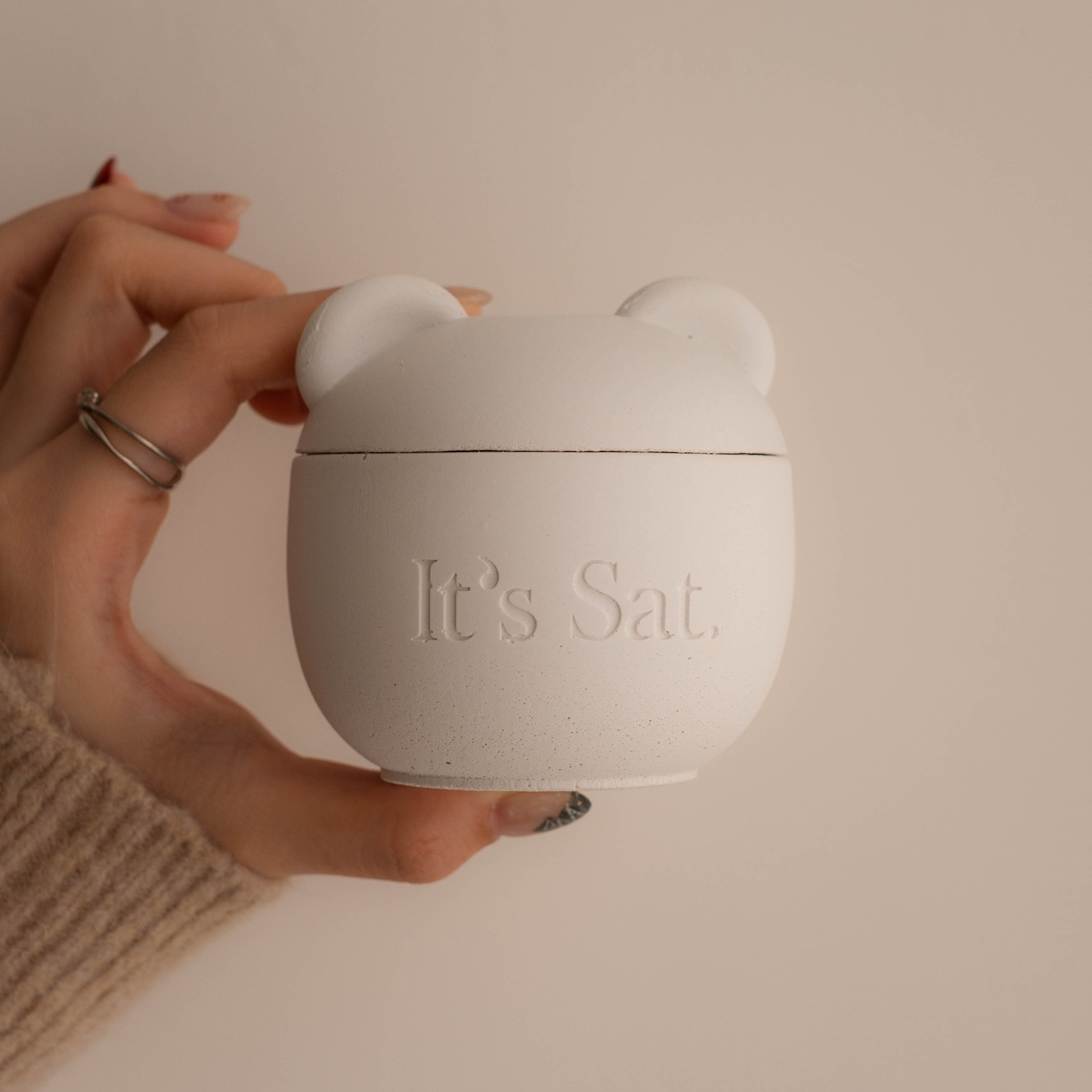 It's Saturday! 🎄聖誕限定白熊款🐻❄️ 沐浴木質調 - 暖冬沐浴水泥香氛蠟燭 Wooden Wick Candle