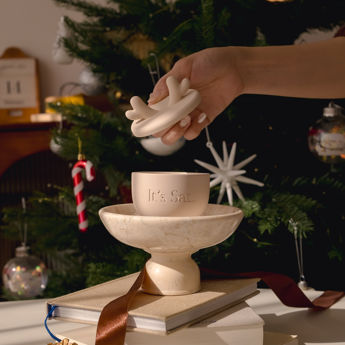 It's Saturday! 🎄聖誕限定鹿角款🦌木質調 - 斑比森林水泥香氛蠟燭 Wooden Wick Candle \寵物友善 Pet-friendly/