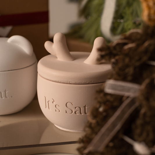 It's Saturday! 🎄聖誕限定鹿角款🦌木質調 - 斑比森林水泥香氛蠟燭 Wooden Wick Candle \寵物友善 Pet-friendly/