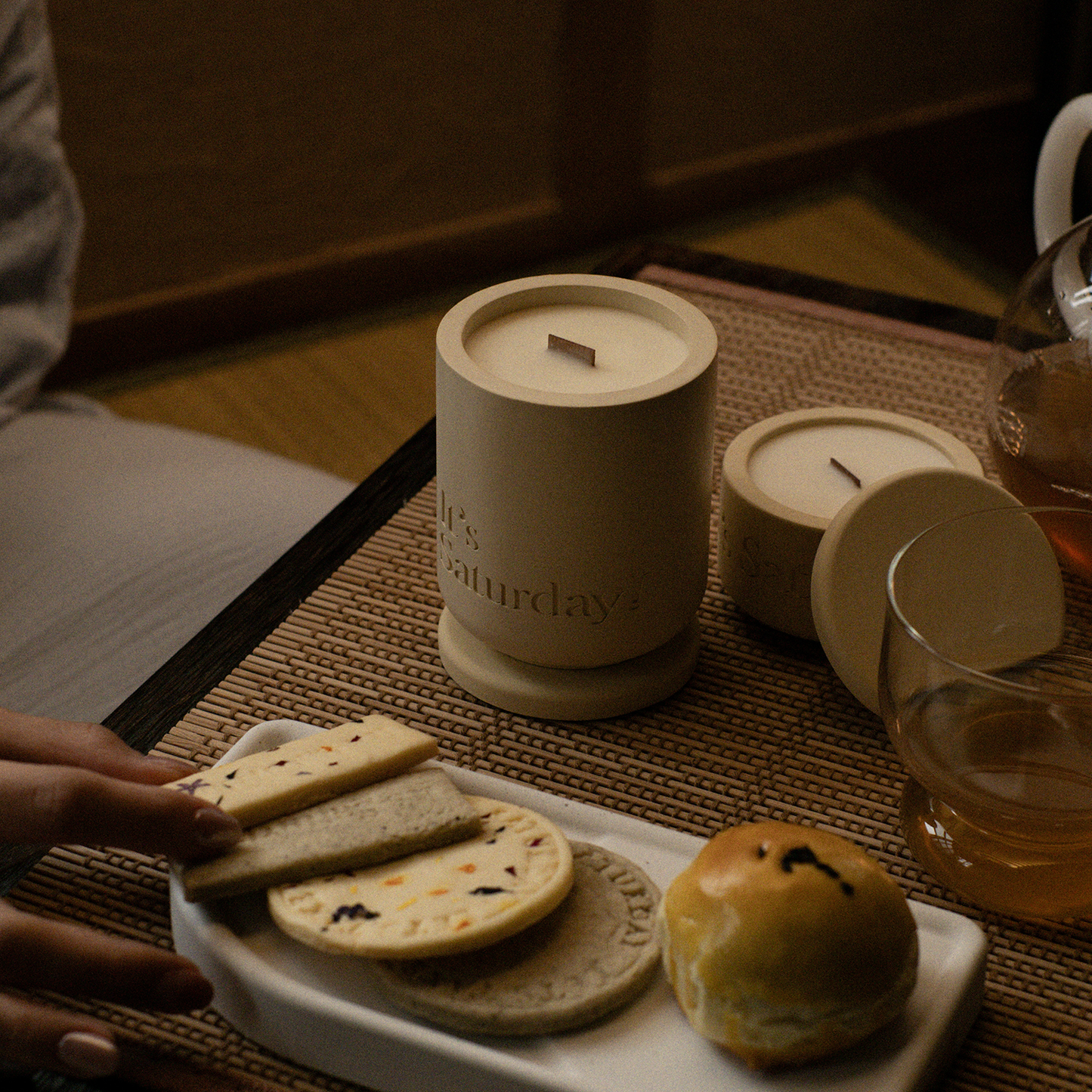 It's Saturday! BOOK 101 碧螺春 - 花好月圓水泥香氛蠟燭 Wooden Wick Candle