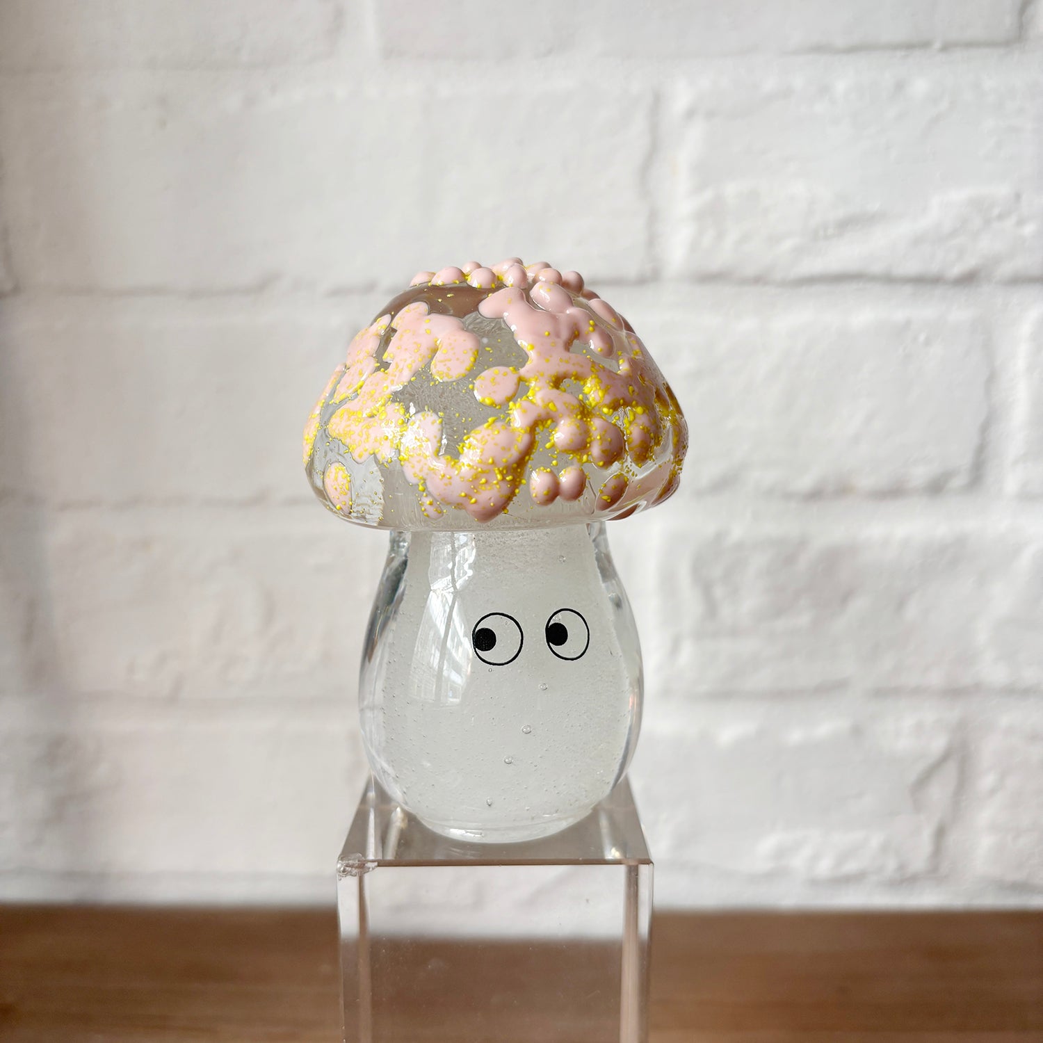 Studio Arhoj Glowing Crystal Blob 夜光玻璃小精靈– floaty