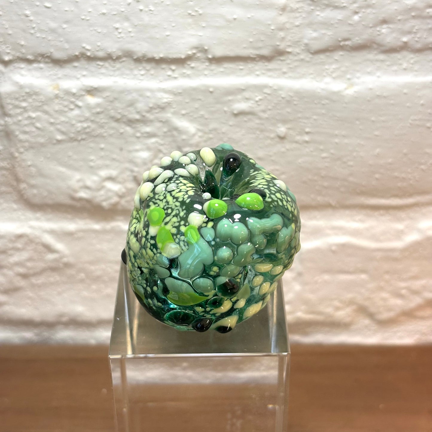 Studio Arhoj Crystal Pebble Incense Holder 線香座