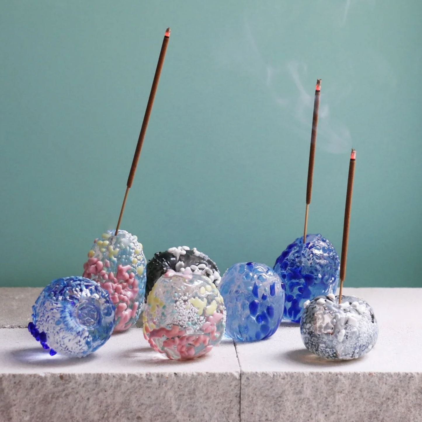 Studio Arhoj Crystal Pebble Incense Holder 線香座