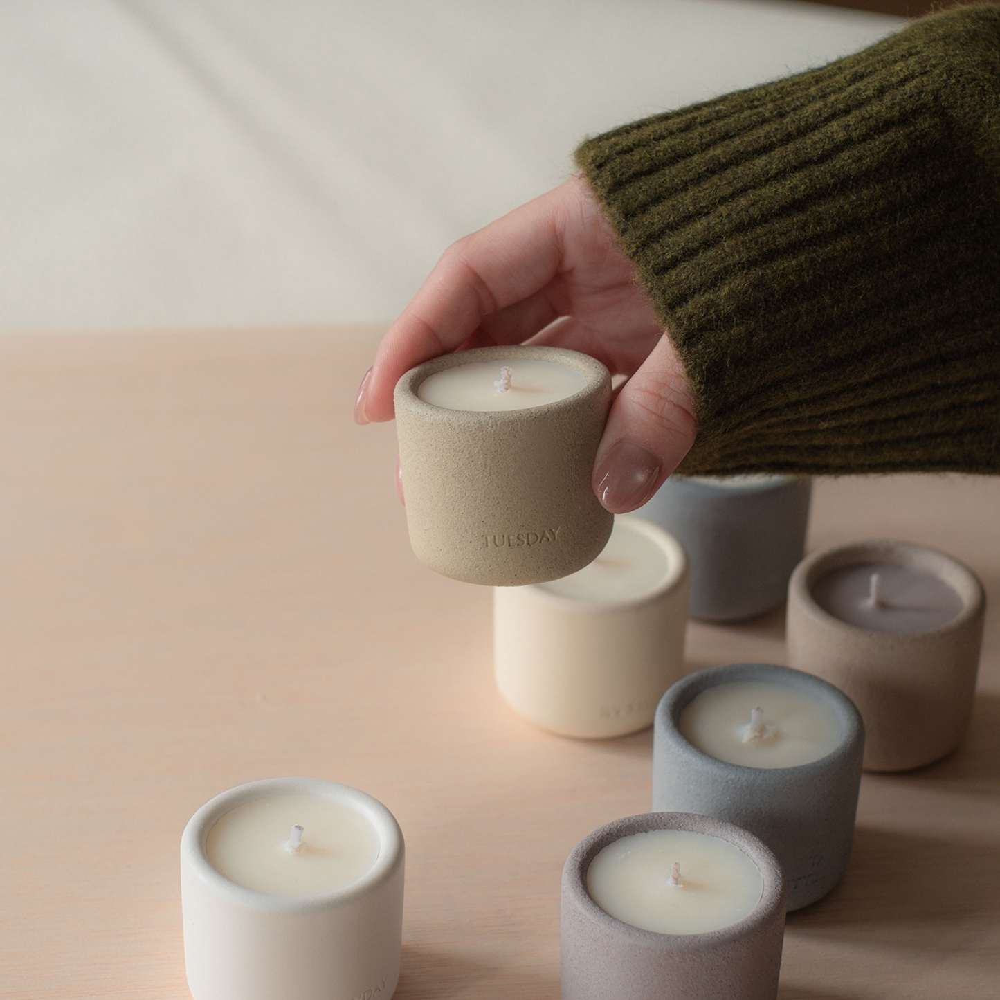 *PRE-ORDER* It's Saturday! Mini 水泥香氛蠟燭禮盒｜一週計畫 A Week of Saturdays