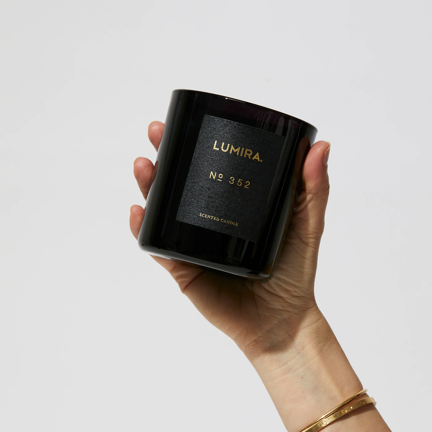 LUMIRA No352 Leather & Cedar Candle 皮革雪松蠟燭